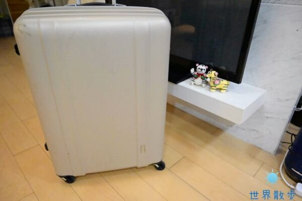 ゼログラのスーツケース