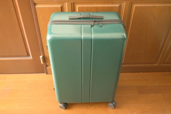MAIMOのスーツケース